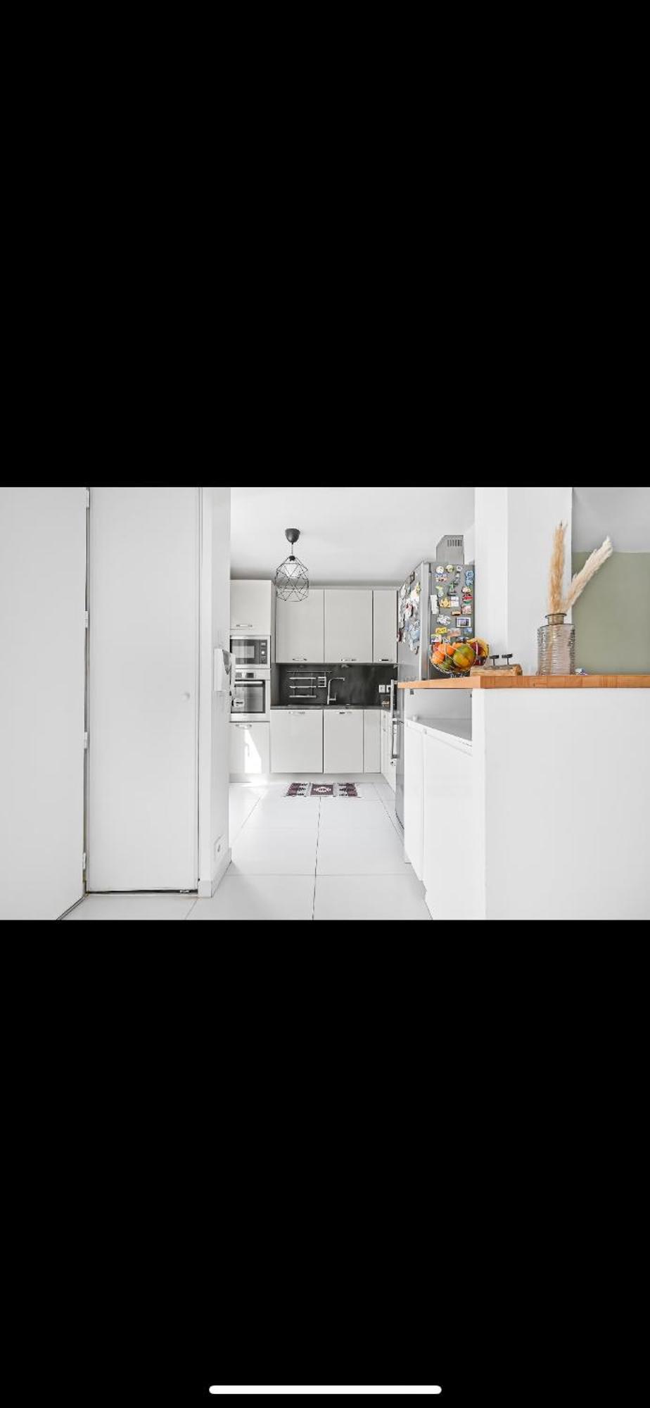 Duplex En Familiale Et Surveillee De 2 A Deux Pas De Paris Avec Sa Place De Parking Et Son Jardinet Pas De Fetes Appartement *